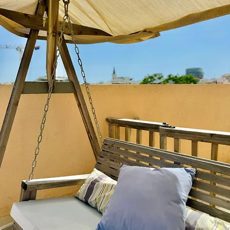 Old Jaffa'S Penthouse Boutique Hostel-3