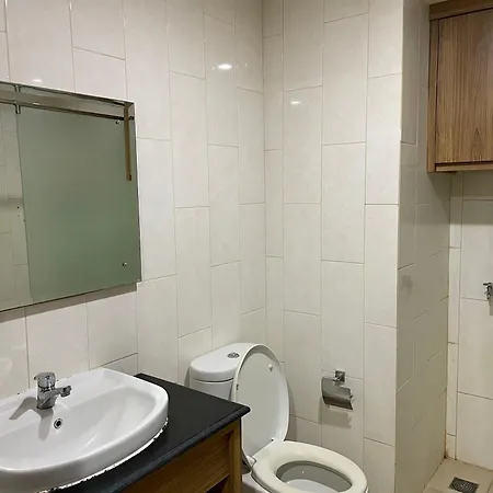 Lavenderbnb Room 6 At Mataram City-2