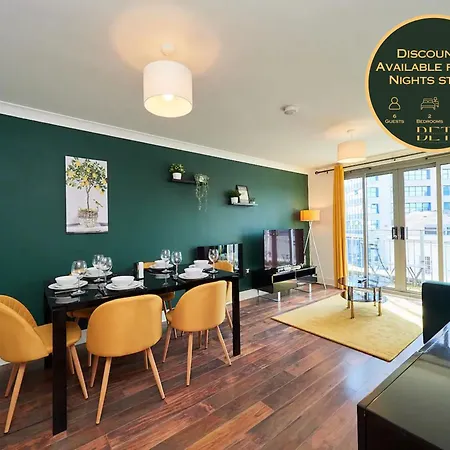 Cosy Emerald Suite - Two Story Duplex Apartment - Balcony - Contractors - Family - City Centre - Broadway Plaza - Five Ways - Sleeps 6-2