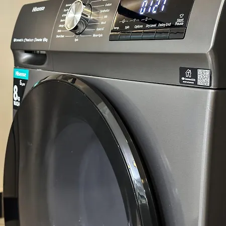 Livluxe Apartments 6-3