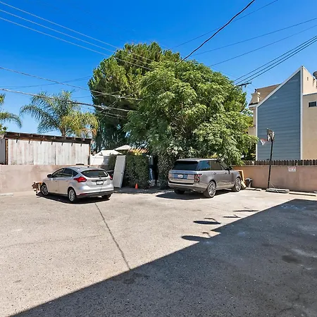 Lovely Gated 4 Bedroom & 2 Bath Unit Near Universal Studio And Hollywood-3