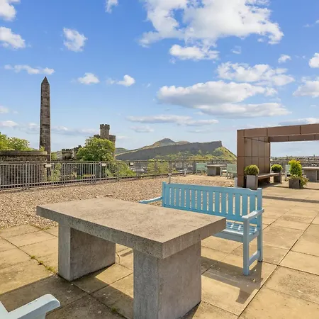 Princes Street Suites-3
