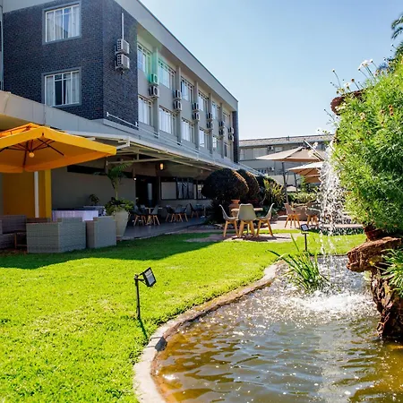 Cresta Oasis Hotel-3