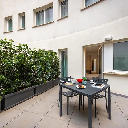 Ih Hotels Milano Centrale-3