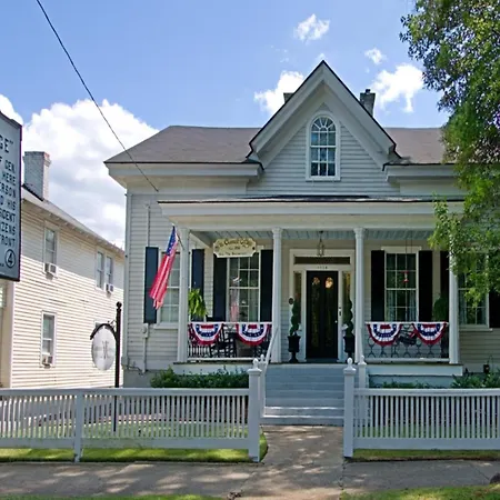 Chesnut Cottage Inn-3