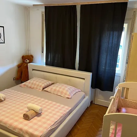 Istanbul Apartment 2-3