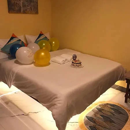 Elmo'S Place-2