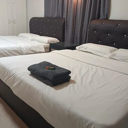69 Hotel-3