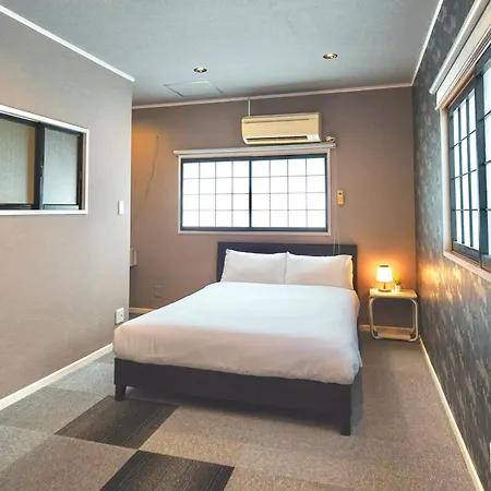 F House 青い海-3