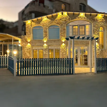 Celestia Boutique Inn-2