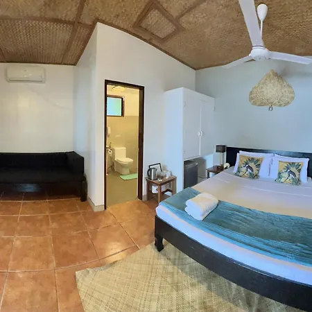 Golden Monkey Beach Hotel-3