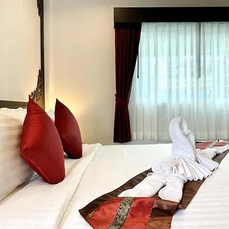 Sunray Beach Hotel Patong-2