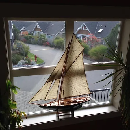 Upscale Sooke Vacation Rental-2