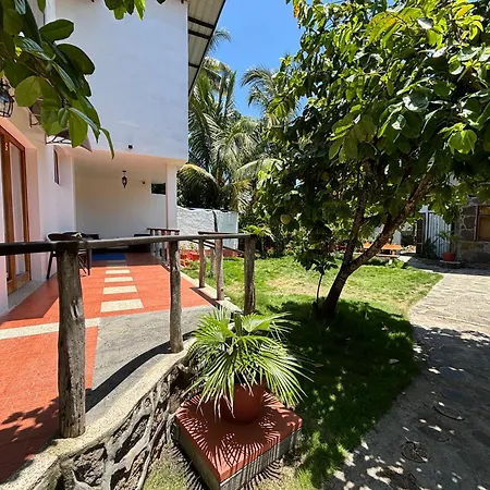Lava House Hostal-3