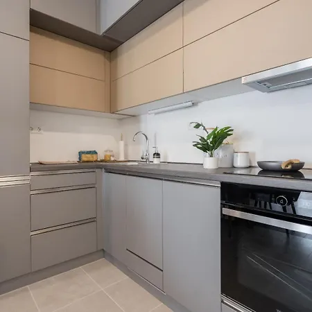 Premier Pest Side Apartment-3