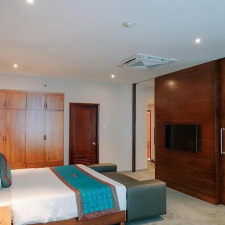 Petro Hotel-2