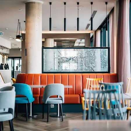 Hampton By Hilton Belfast City Centre-2