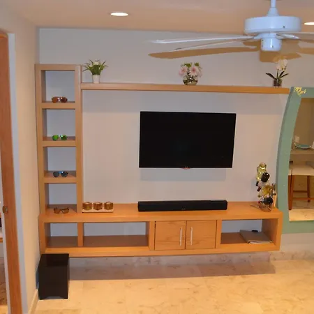 Anah Playa Luxury Penthouses And Apartments-3