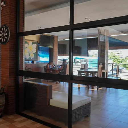 Caroline Guest House-2