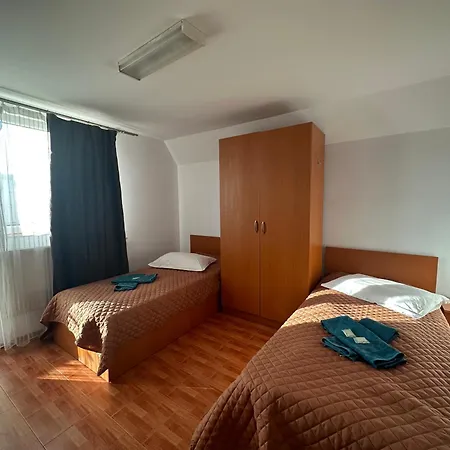 Casa Rustic Pitesti 2-2