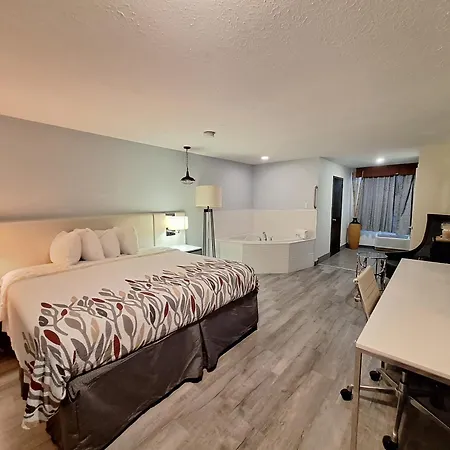 Travelodge By Wyndham Indianapolis Speedway-3
