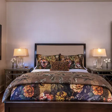 Stonehurst Place Bed & Breakfast-3
