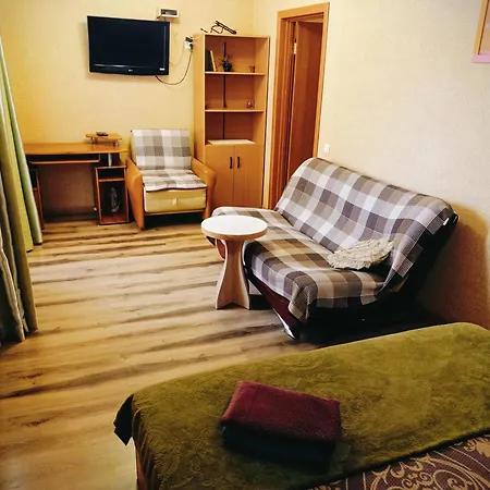 Apartment On Hoholya 90-2