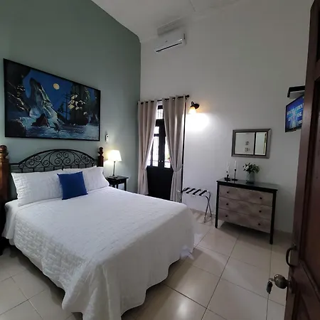 Hotel Class Colonial-3