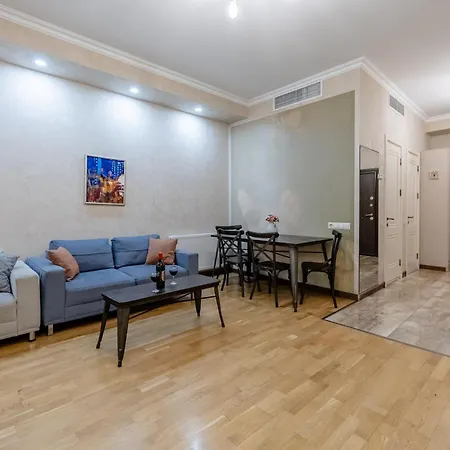 Flawless Two-Bedroom Apartment-3