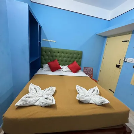 Le Suresh Home Stay-3