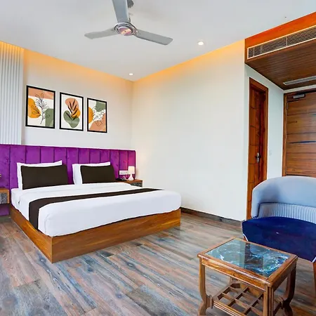 Hotel S R Plaza-2
