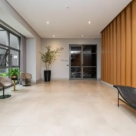 Apartamento Novo Augusta 14-3