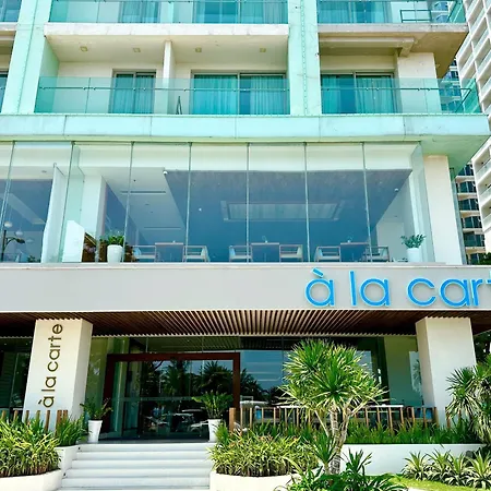 Ocean View Lux Stu In A La Carte Da Nang-3