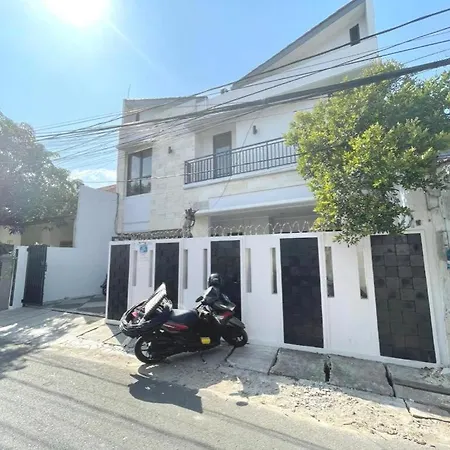 Oyo 93500 Rizki Residence Tos Syariah-2
