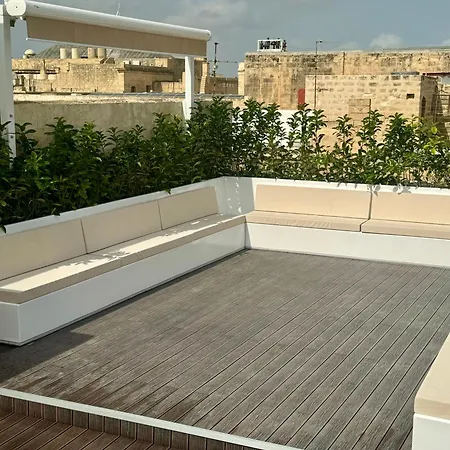 Paulos Valletta-2