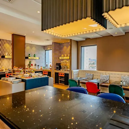 Hampton By Hilton Santiago Las Condes-2