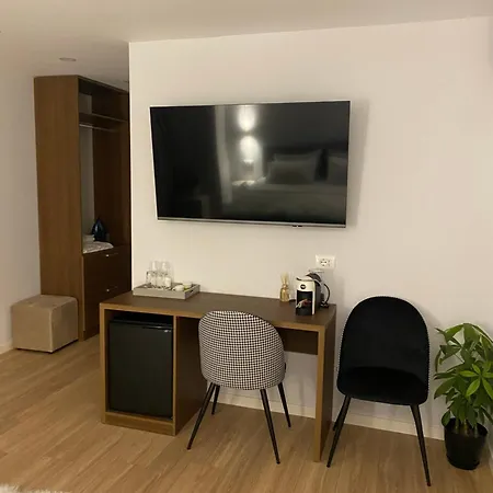 Room 1-3