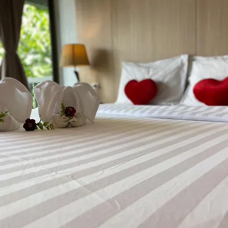 A Plus Deluxe Hotel-2
