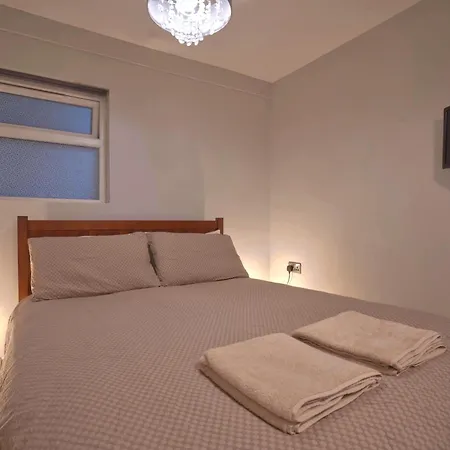 South Belfast City Apartment-2