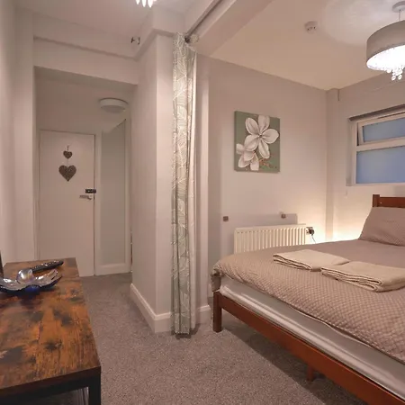 South Belfast City Apartment-3