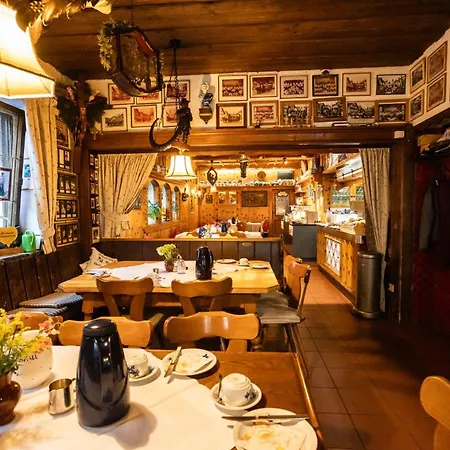 Hotel & Gasthof Fraundorfer-3