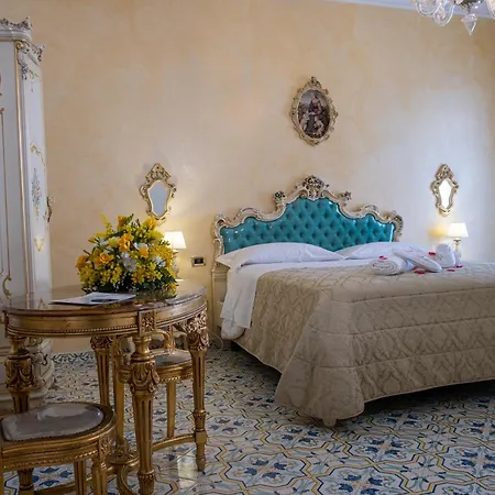 Grand Hotel La Sonrisa-3