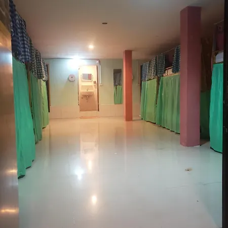 Lucky Dorm-3