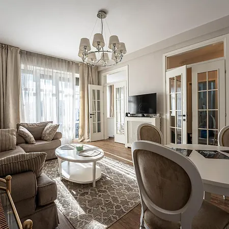 Cozy Two Room Apartment - Bucharest City Center & Old Town-2