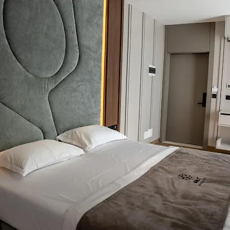 Bolt Boutique Hotel-2