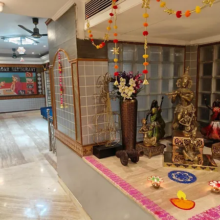 Chandra Inn-3
