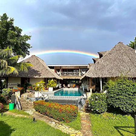 Casa De Olas - Eco Rustic Hostel-2