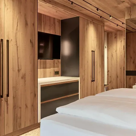 Hotel Auriga-3