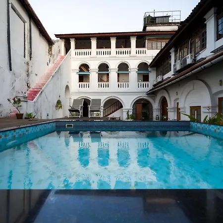 Old Courtyard Hotel-2
