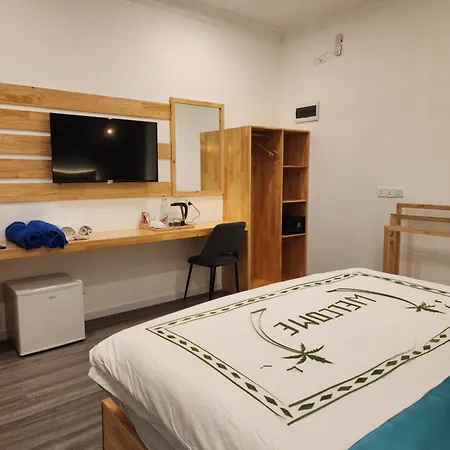 Dhigurah Beach Inn-2